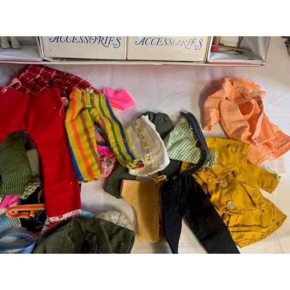 Vintage 1960s Skooter Doll Set with Accessories & Clothes Case - Picture 8 of 15